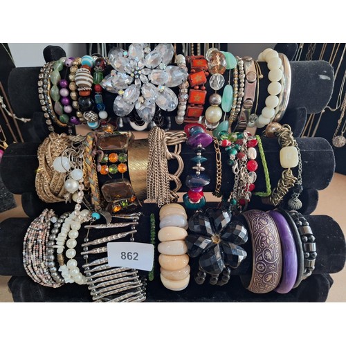 862 - 3x rolls + F+V bangles,bracelets stand not inc.