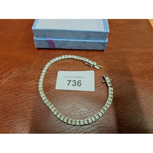 736 - 925 stoned bracelet