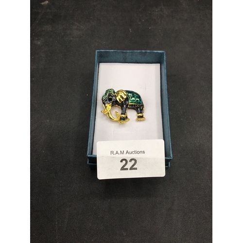 22 - Ladies Decorative Elephant Brooch