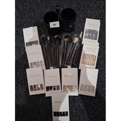 46 - Set of Make Up Brushes With 9 Sets Of New Assorted Nails