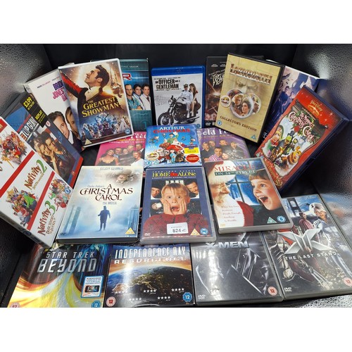 824 - DVD's x 20 (Super Group)