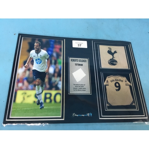 37 - Match Piece of Shorts Worn by Soldado Spurs With Certificate of Authenticity