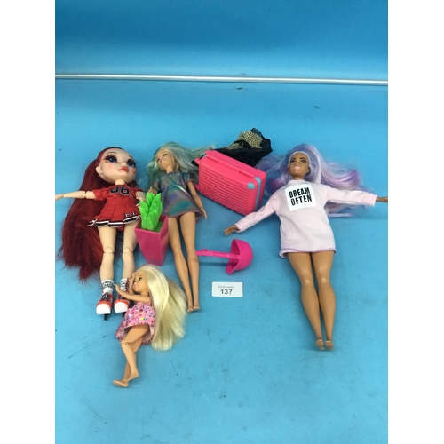 137 - Brats and Barbie Dolls x3 and Accessories