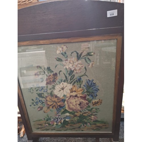 559 - Vintage Tapestry Fire Screen