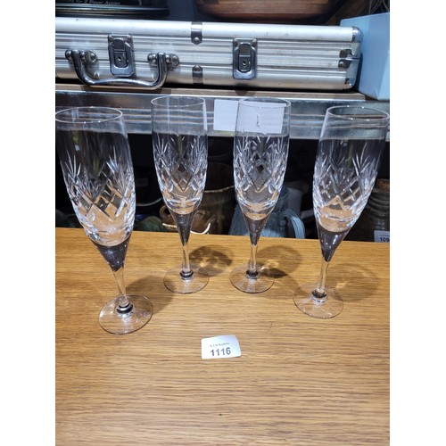 1116 - Champagne Flutes x4