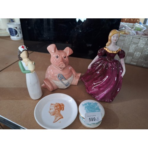 599 - Ceramics x5 To Include Natwest Baby Pig, Figurine, Buckingham Palace Pot, Aurora Figure and a Dish