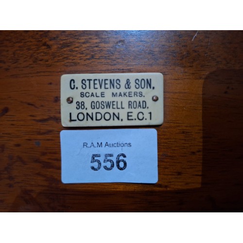 556 - C Stevens and Sons Scale Makers London EC1 Full Brass Set In Own Case Portable (Rare Lot)