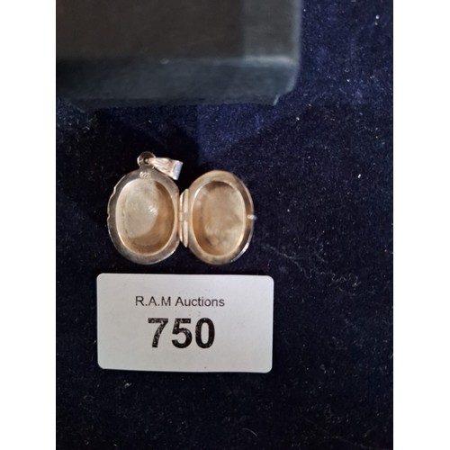 750 - Boxed 925 Silver Photo Locket