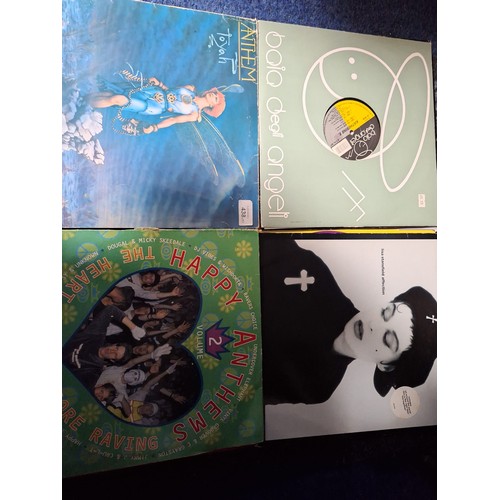 438 - Mixed Group Of Vinyl LP's x10