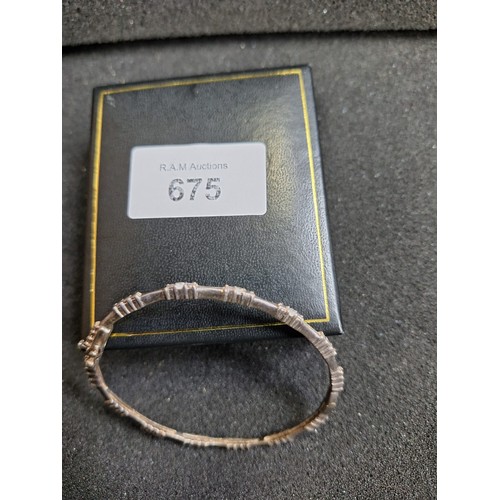 675 - 925 Silver Bangle/Bracelet