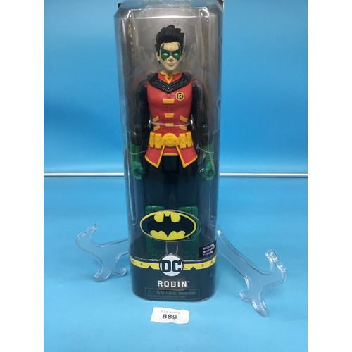 889 - Creature chaos,robin figurine 1st edition 12”