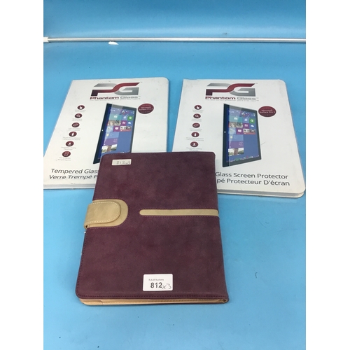 812 - 2x tablet screen protectors + new tablet cases