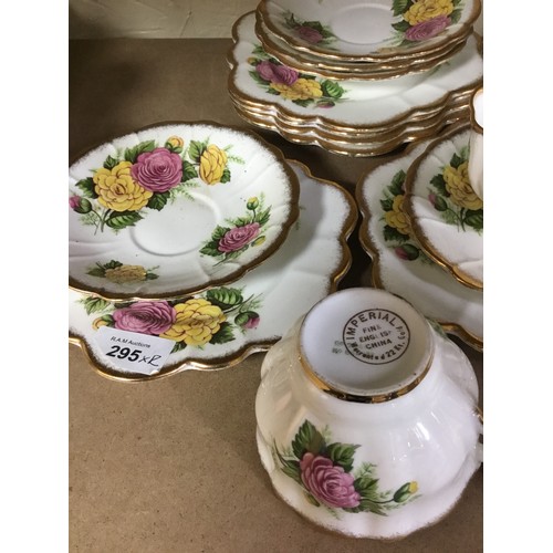 295 - Imperial English China Trios x2 and Spare Edges In 24kt Gold