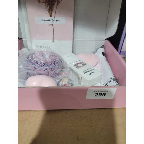 299 - Especially For You Gift Set