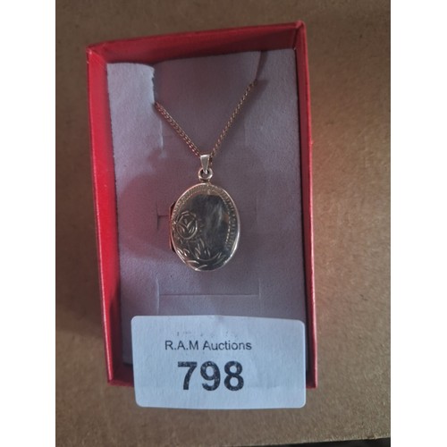 798 - Boxed 925 Sterling Silver Locket and Chain