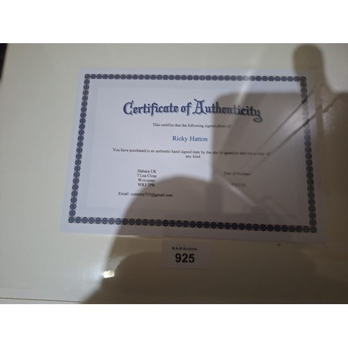 925 - Handsigned Picture of Ricky The Hitman Hatton With Certificate of Authenticity