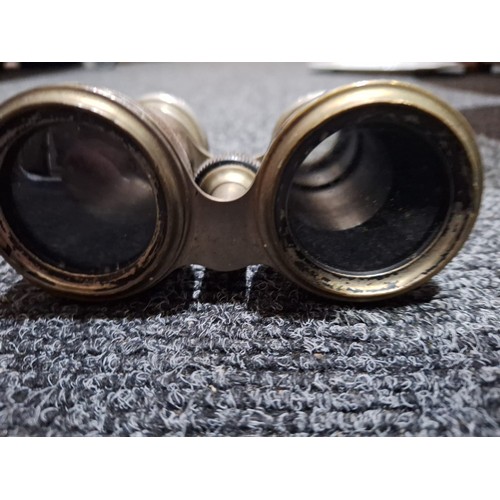 986 - Vintage/Antique Jockey Club Paris Binoculars