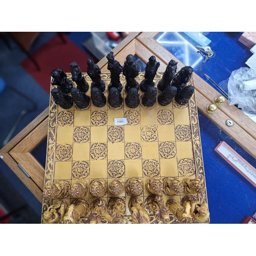 1084 - Ancient Greek Mythological Chess Set