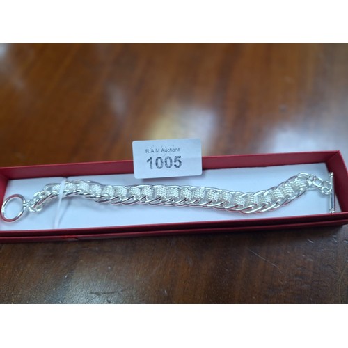 1005 - Boxed 925 Silver 2 Toned Bracelet