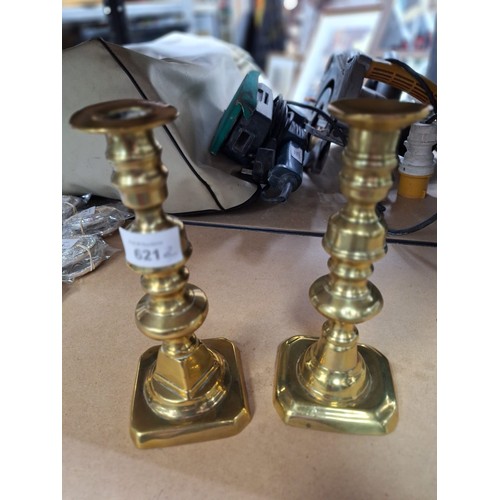 621 - Vintage/Antique Brass Candlesticks x2 9