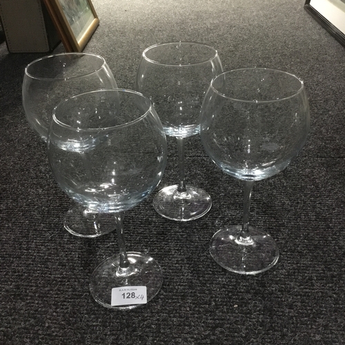 128 - Gin Glasses x4