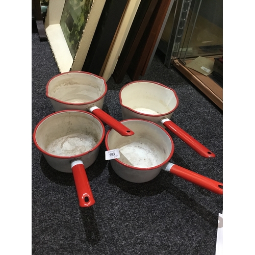 193 - Vintage Enamel Ware Cook Pots In White and Red x4