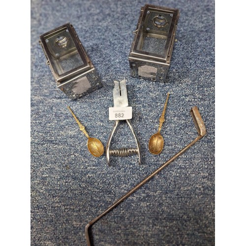 882 - Vintage Gold Bar Ingot, Vintage Spoons x2, Bus Ticket Puncher, Vintage Clipper and Lanterns x2