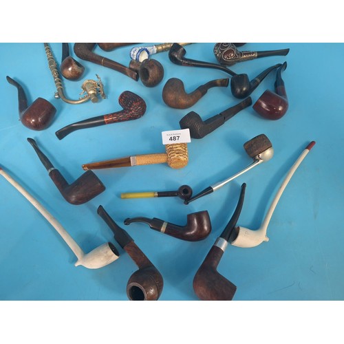 487 - Mixed Lot of 25+ Vintage and Antique Pipes Etc