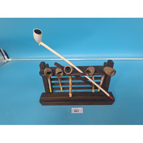 421 - Pipe Rack With 6 Clay Pipes