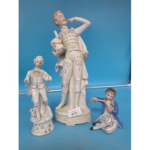 415 - Vintage Period Style Figures x3 14