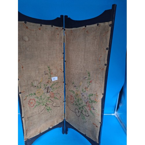 773 - Vintage/Antique Screen 30