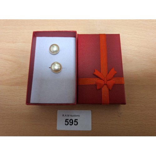 595 - Boxed 925 Silver Pearl Earrings