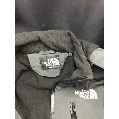 382 - The North Face Boys Coat (11-12 yrs)