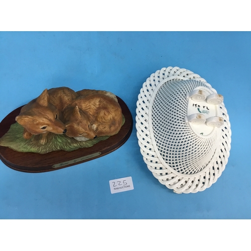 225 - Leonardo Foxes and a Vintage Handmade Weave Lattice Basket Bowl
