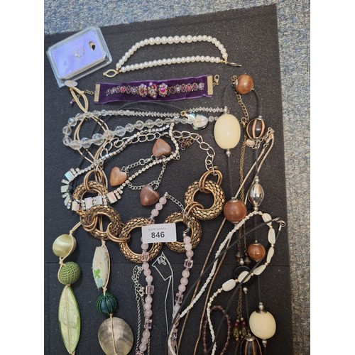 846 - Pad of Fashion and Vintage Jewellery To Include Bracelets, Necklaces Etc (pad not included)