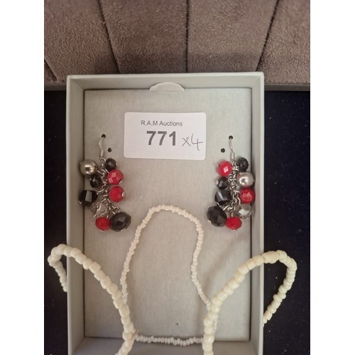 771 - Natural Pearl Bracelets x3 and Earrings