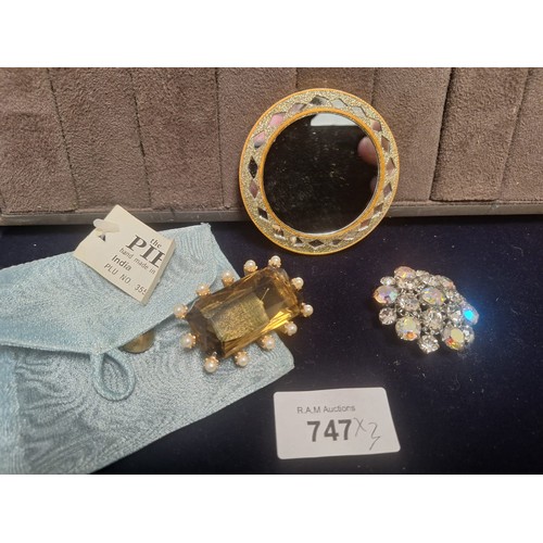 747 - Vintage Brooches x2 and an Eastern Mirror