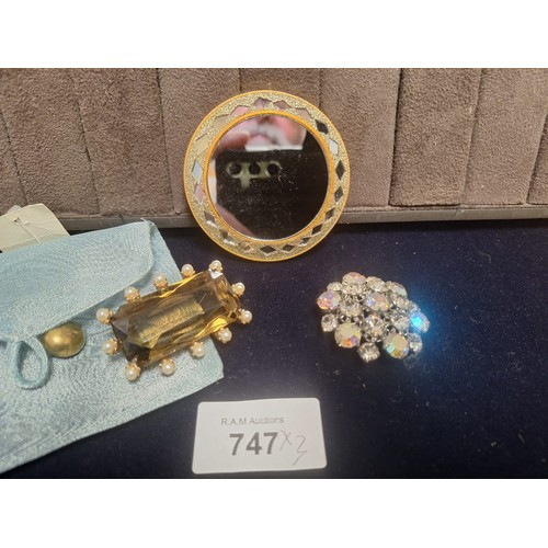 747 - Vintage Brooches x2 and an Eastern Mirror