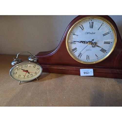 Windsor quartz mantle clock vintage wind up alarm + tempora 7 jard clocks
