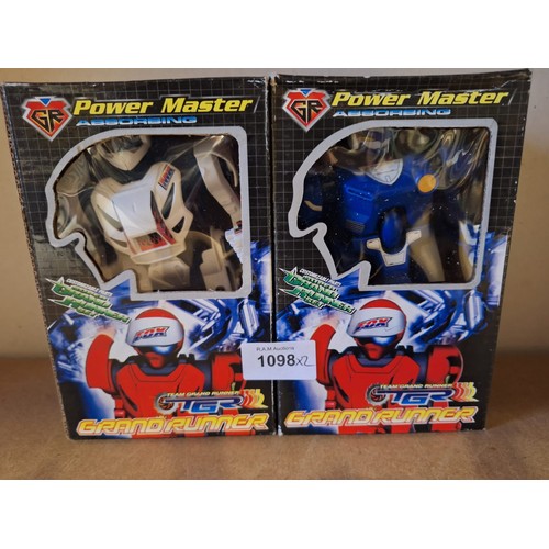 1098 - Power Master Absorbing Robots x2 Team Grand Runner In Blue and White