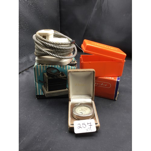 257 - Vintage Camera Equipment To Include Beemeter By Watkins, AGFA Box Etc