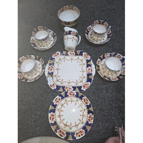 634 - Crown Derby Style English Marked Part Tea Set To Include Trios x4, Cake Plate, Milk Jug and Sugar Bo... 