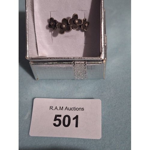 501 - Boxed Vintage 925 Silver Ring