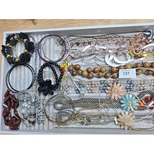 127 - Large Tray of Fashion and Vintage Jewellery To Include Bangles, Bracelets and Necklaces (Tray Not In... 