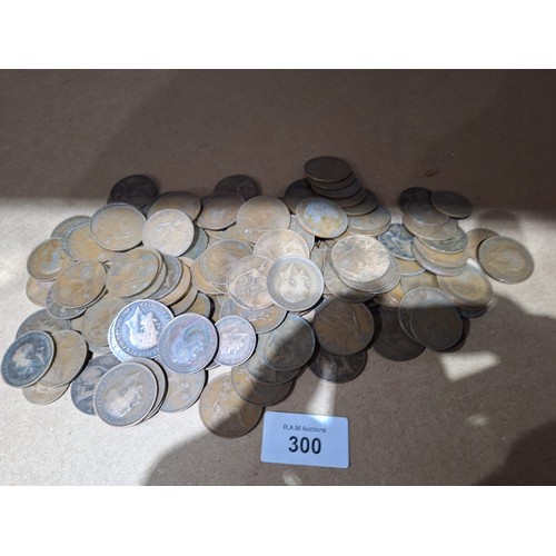 300 - Huge Amount of Antique/Vintage Coins To Include 1d and 1/2d