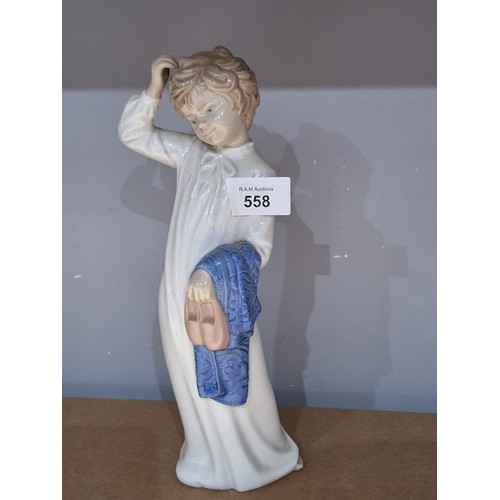 Lot 558       