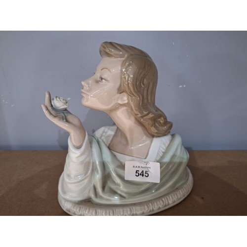 Lot 545       