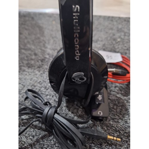 95 - Skull candy Headphones, PLT Headphones and a Phone Answer Attachment
