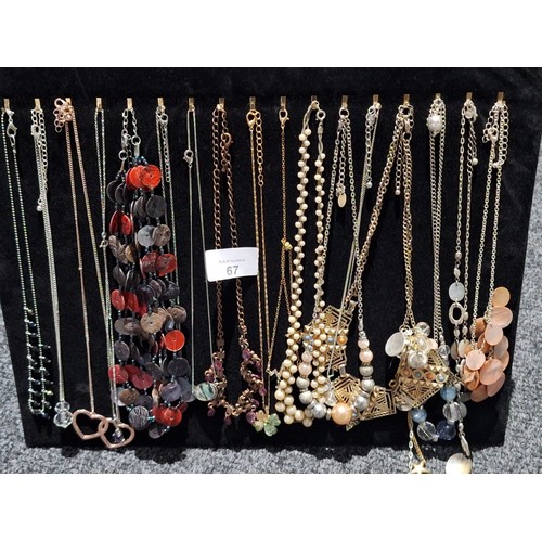 67 - Stand Of Fashion and Vintage Necklaces