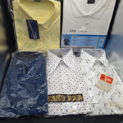 Lot 32        